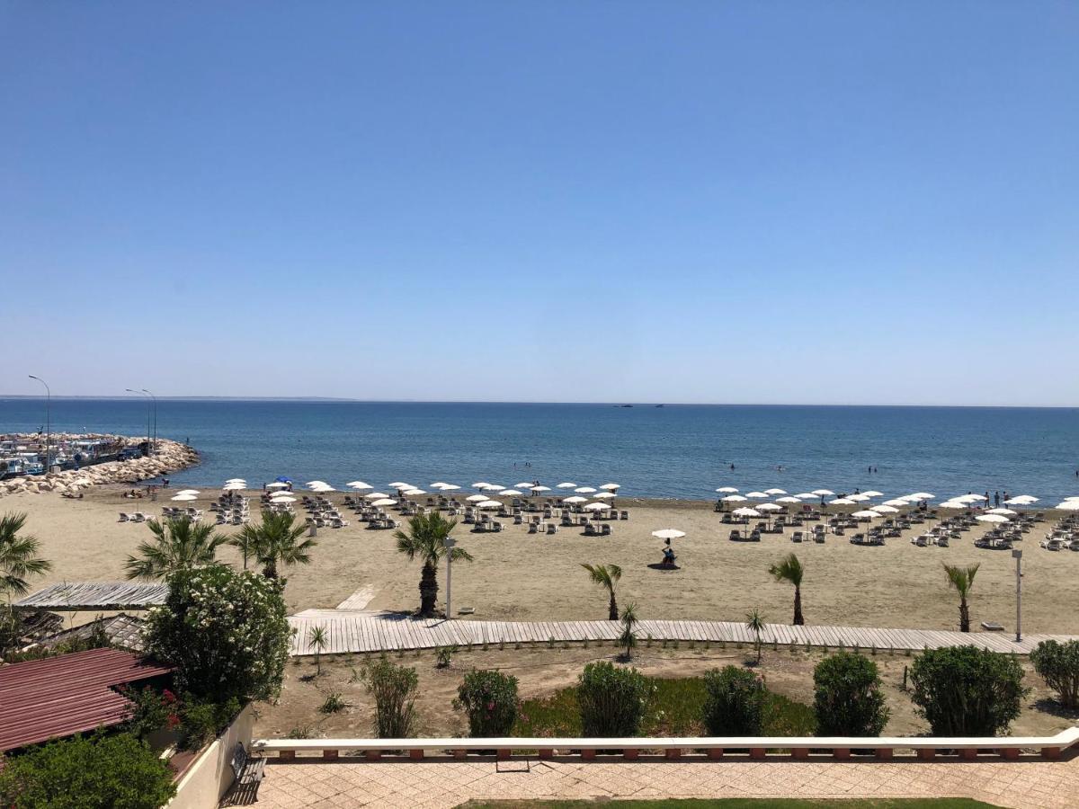 Sea View Suite In Makenzy Larnaca Buitenkant foto