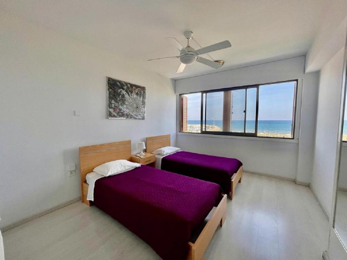 Sea View Suite In Makenzy Larnaca Buitenkant foto