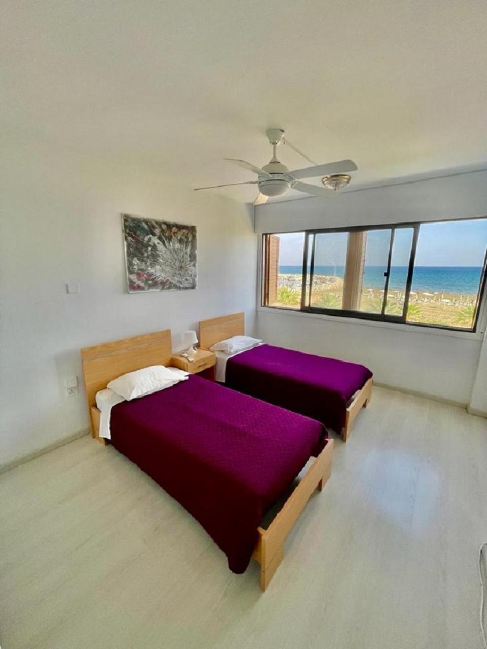 Sea View Suite In Makenzy Larnaca Buitenkant foto